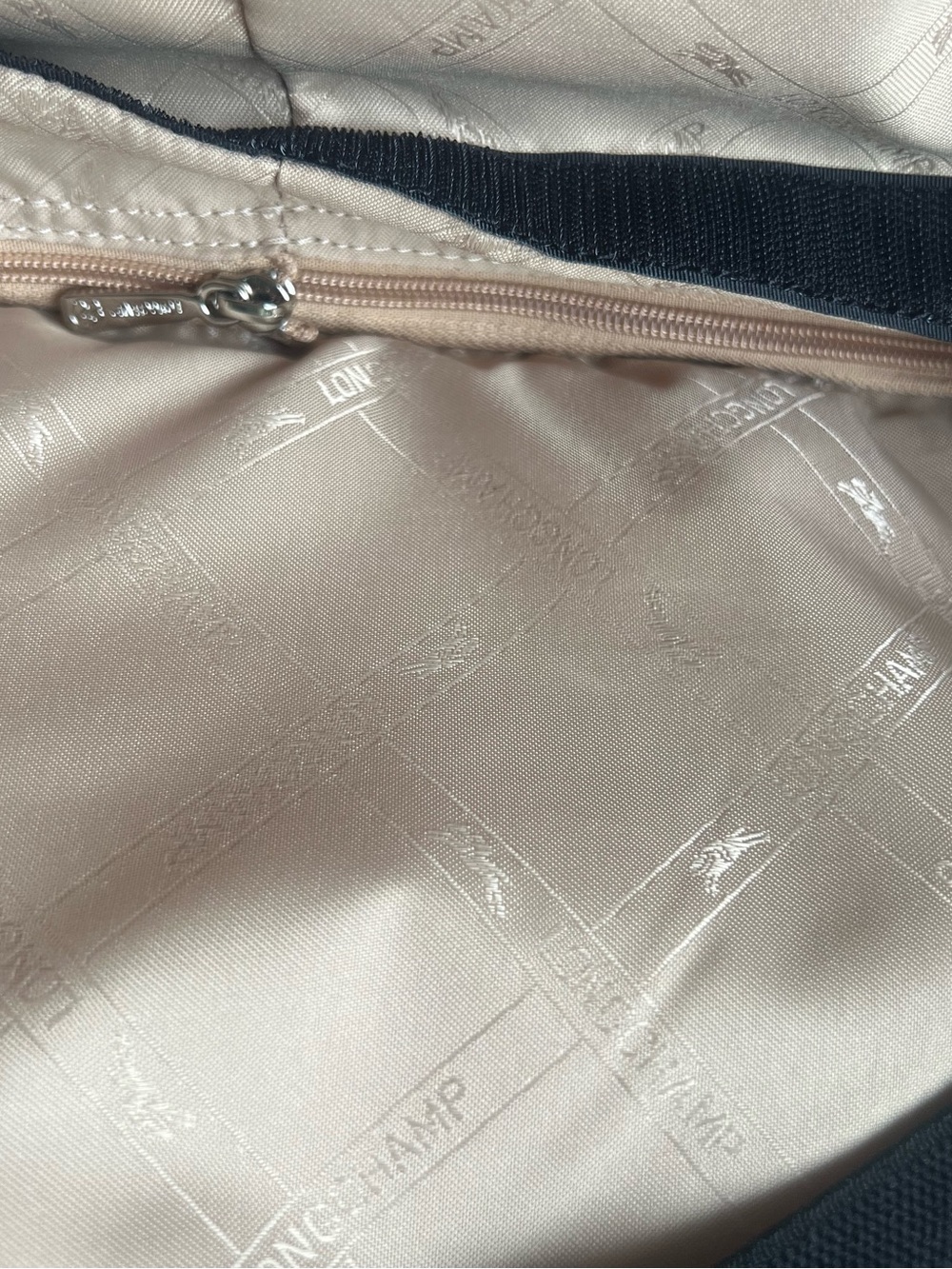 Longchamp Edition Limitee’ - Picture 6 of 14